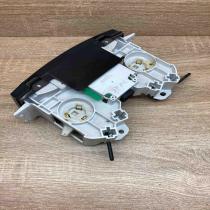LC94B   Climate control unit Mazda MPV II LW