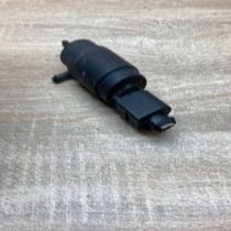 3090179 0165454626 With Plug Windscreen/windshield washer pump Mercedes-Benz E W