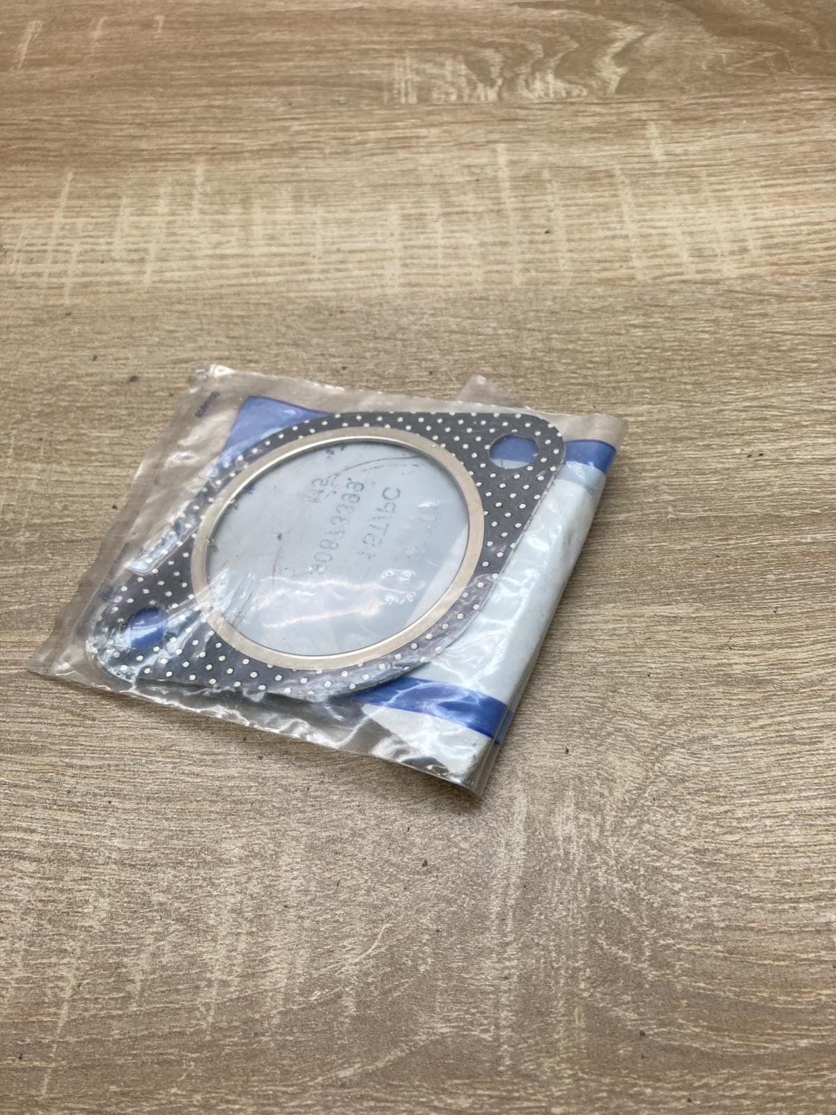 30873399   Other exhaust manifold parts Volvo S40, V40