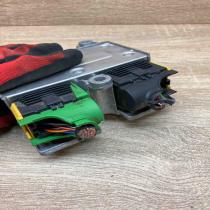 13246046  With Plug Airbag control unit/module Opel Zafira B
