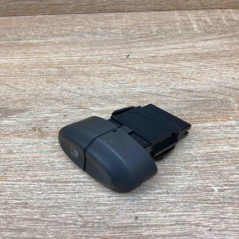 432965B   Windscreen/window heater switch Renault Scenic I