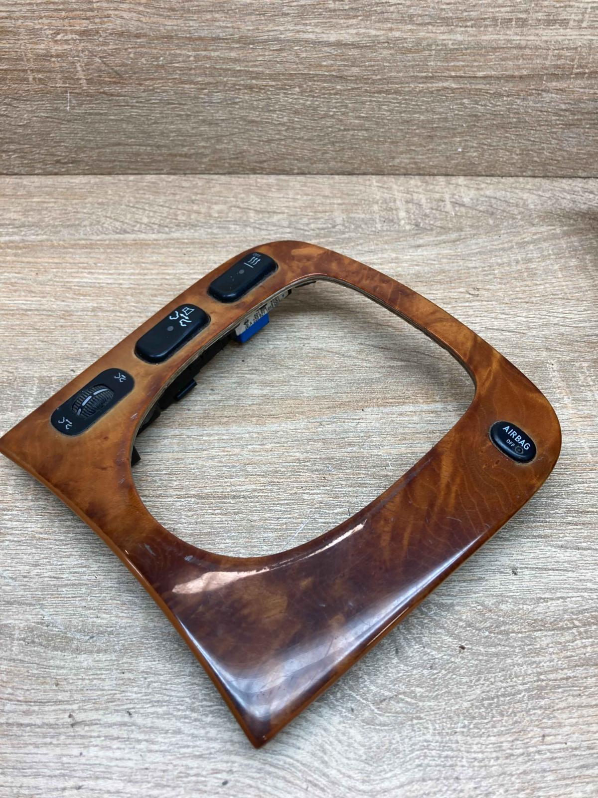 A2208211958 2208212658  Gear shifter surround trim plastic Mercedes-Benz S W220