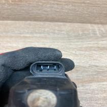 770084014   Headlight level adjustment motor Renault Scenic I