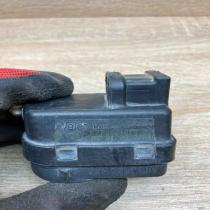 770084014   Headlight level adjustment motor Renault Scenic I