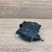 770084014   Headlight level adjustment motor Renault Scenic I