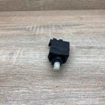 0015454009   Brake pedal sensor switch Mercedes-Benz E W211