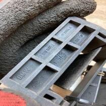 7530537 7533537 Pair Radiator mount bracket BMW X5 E70