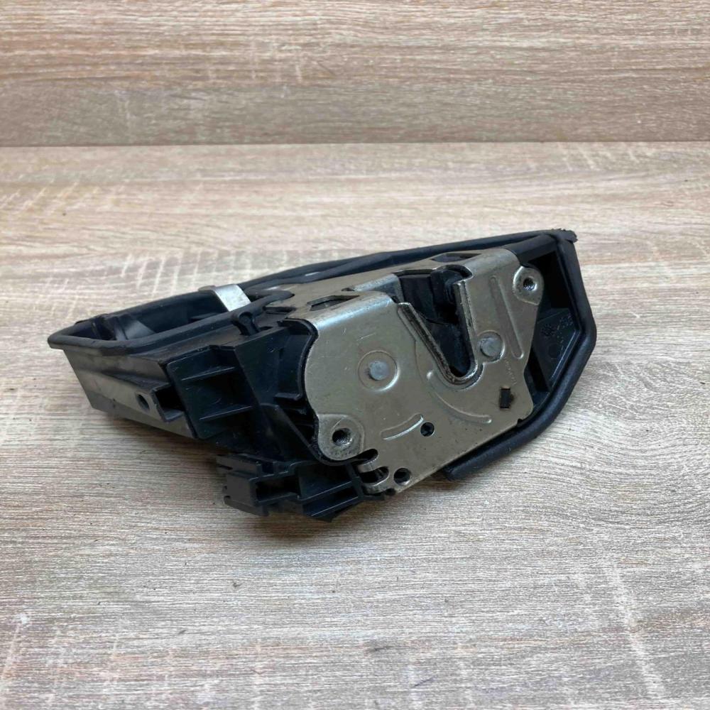 7167076   Rear door lock BMW X3 E83