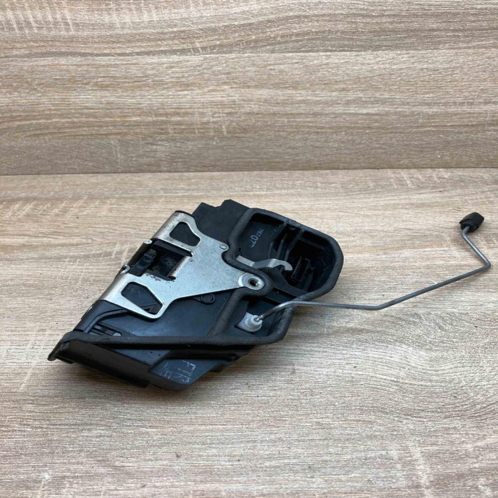 7167073   Front door lock BMW X5 E70