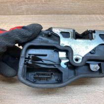 7202147 A053702  Rear door lock BMW 5 F10 F11
