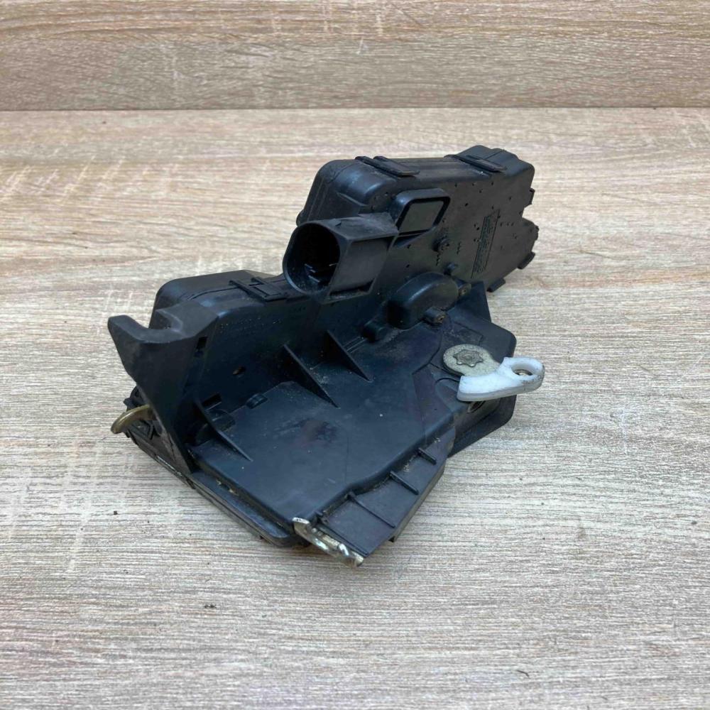BTL 243   Front door lock BMW 3 E46