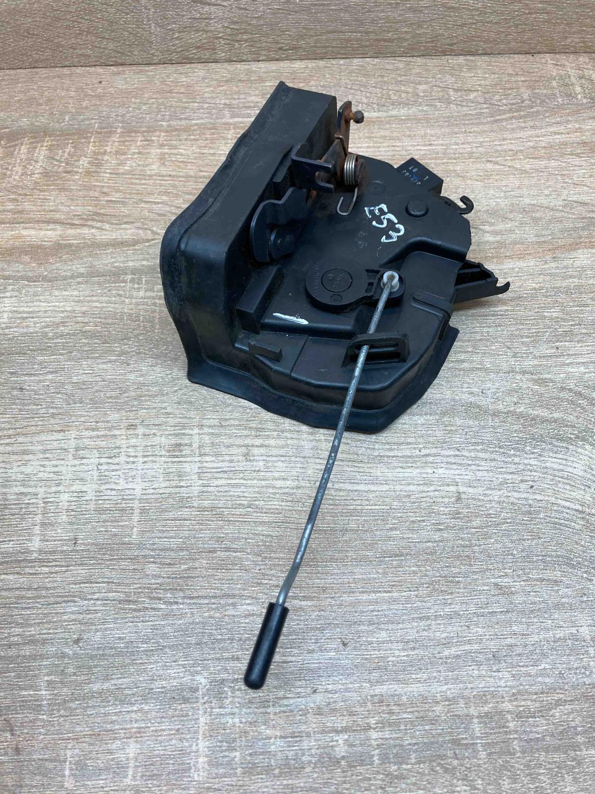 8402539   Front door lock BMW X5 E53