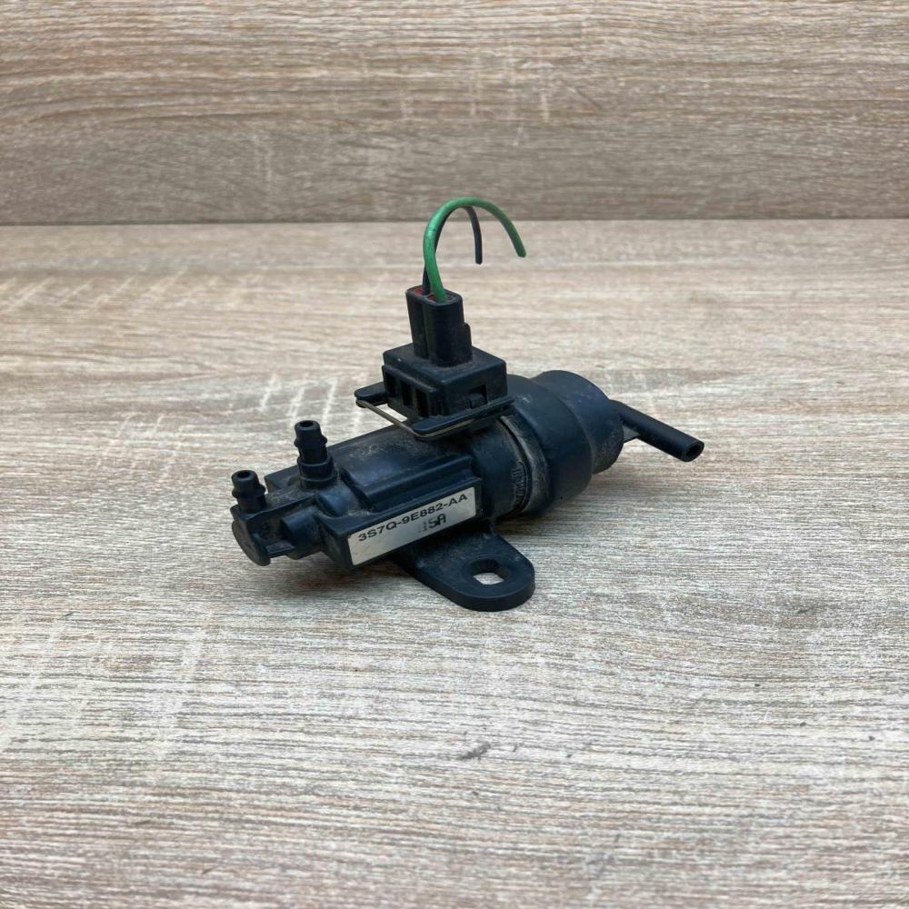 3S7Q9E882 AA  With connector Turbo solenoid valve Ford Mondeo Mk III