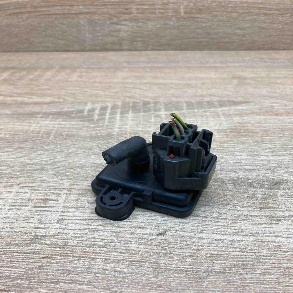 98AB9F479 BA 6PP4160E BF With connector Air pressure sensor Ford Focus