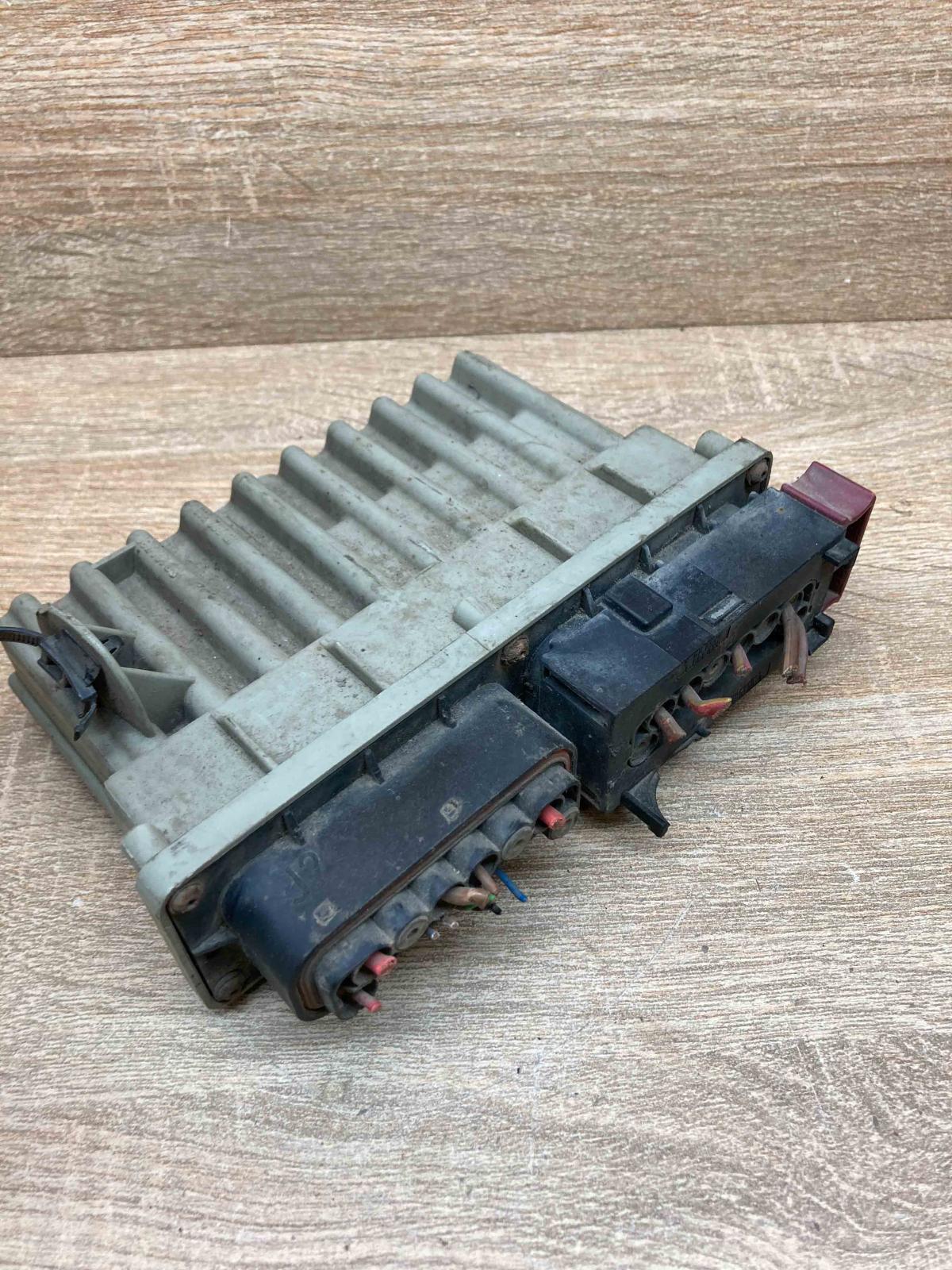 09131731 252618  Coolant fan relay Opel Zafira A