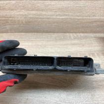 90589736 0281001670  Engine control unit/module ECU Opel Astra H