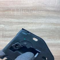 24473   Tailgate/trunk/boot lock/catch/latch Nissan Primastar