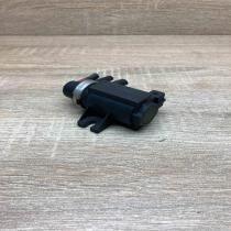 72190323 2246175  Turbo solenoid valve BMW 5 E39