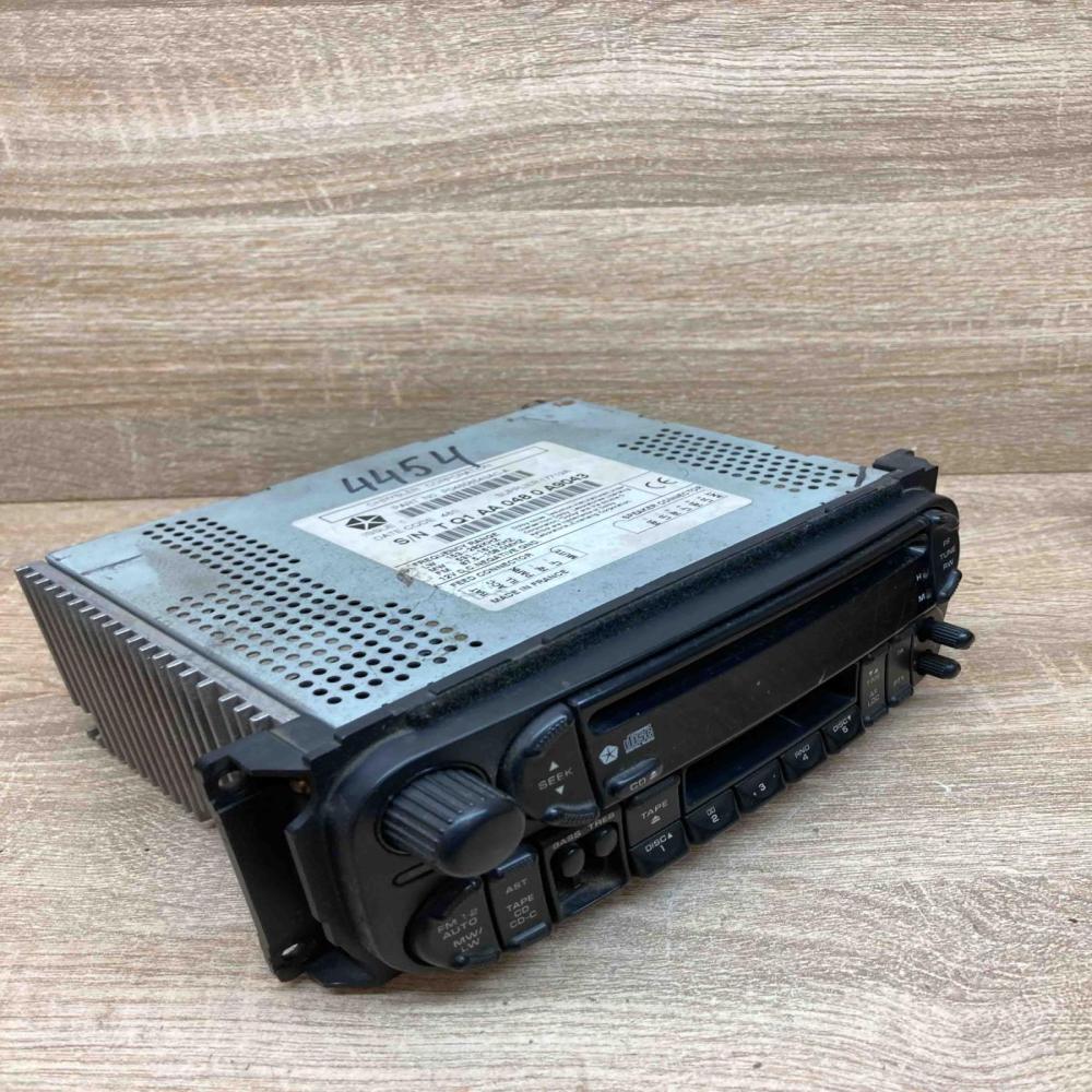 P04858543AC 0480A9043 With Code Radio/CD/DVD/GPS head unit Chrysler Voyager