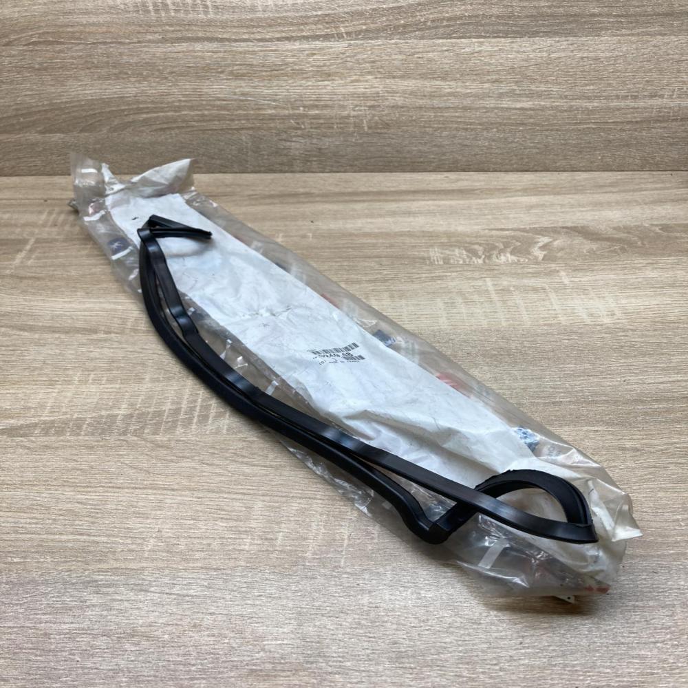 024948   Other engine part Peugeot 406