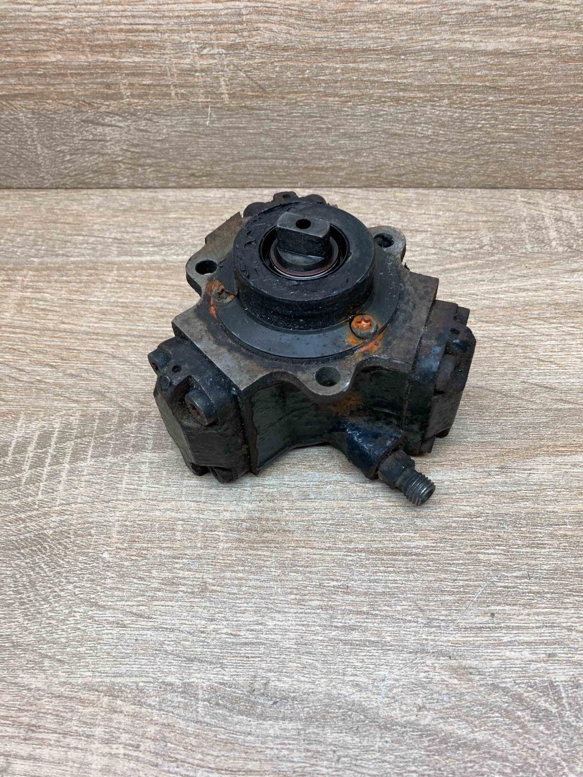 A6130700001 0445010014 C Fuel injection high pressure pump Mercedes-Benz S W221