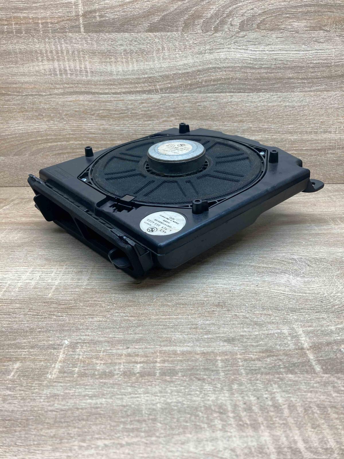 6919353 6929100  Subwoofer speaker BMW 5 E60 E61