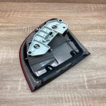 A2118201464 A2118200777  Third/center stoplight Mercedes-Benz E W211