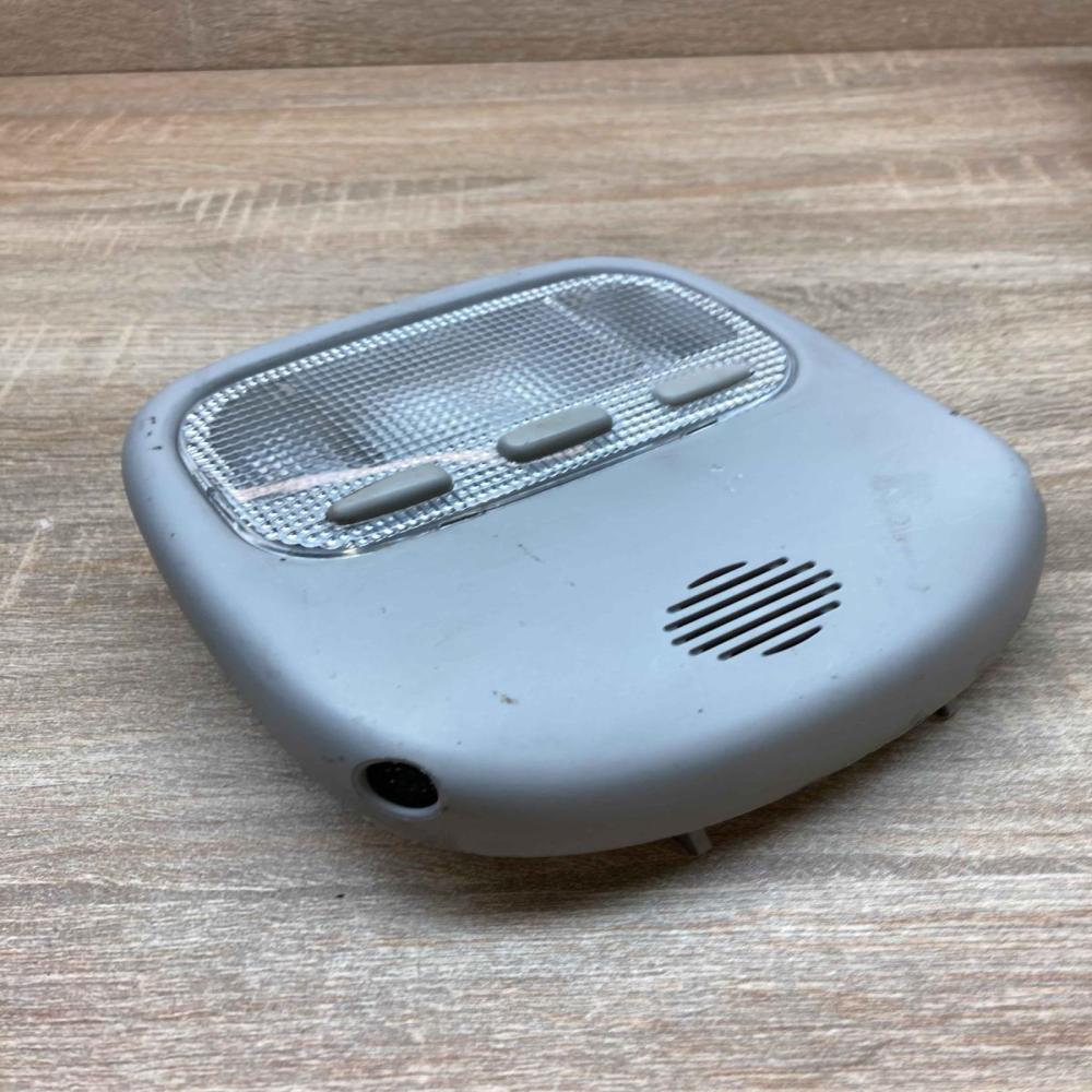 9636696977   Front seat light Citroen C5