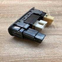 547 2K96   Wing mirror switch Toyota Avensis T250