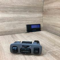 547 2K96   Wing mirror switch Toyota Avensis T250