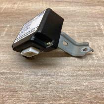 89741 52021 619825 000  Door control unit/module Toyota Yaris