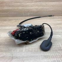 E840 299 001A  LH Front Front door lock Volkswagen Touran I