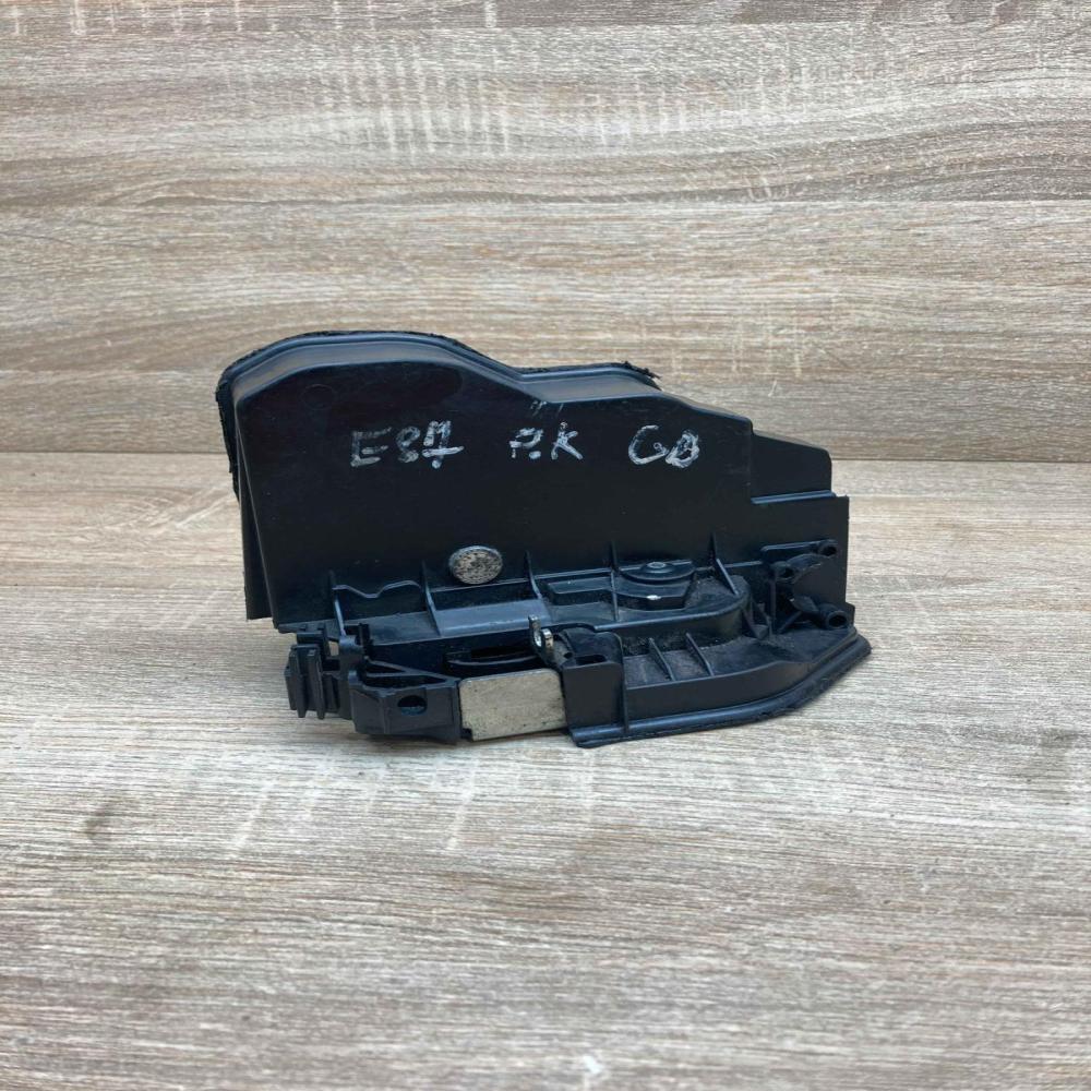 7167073   Rear door lock BMW 1 E81 E87