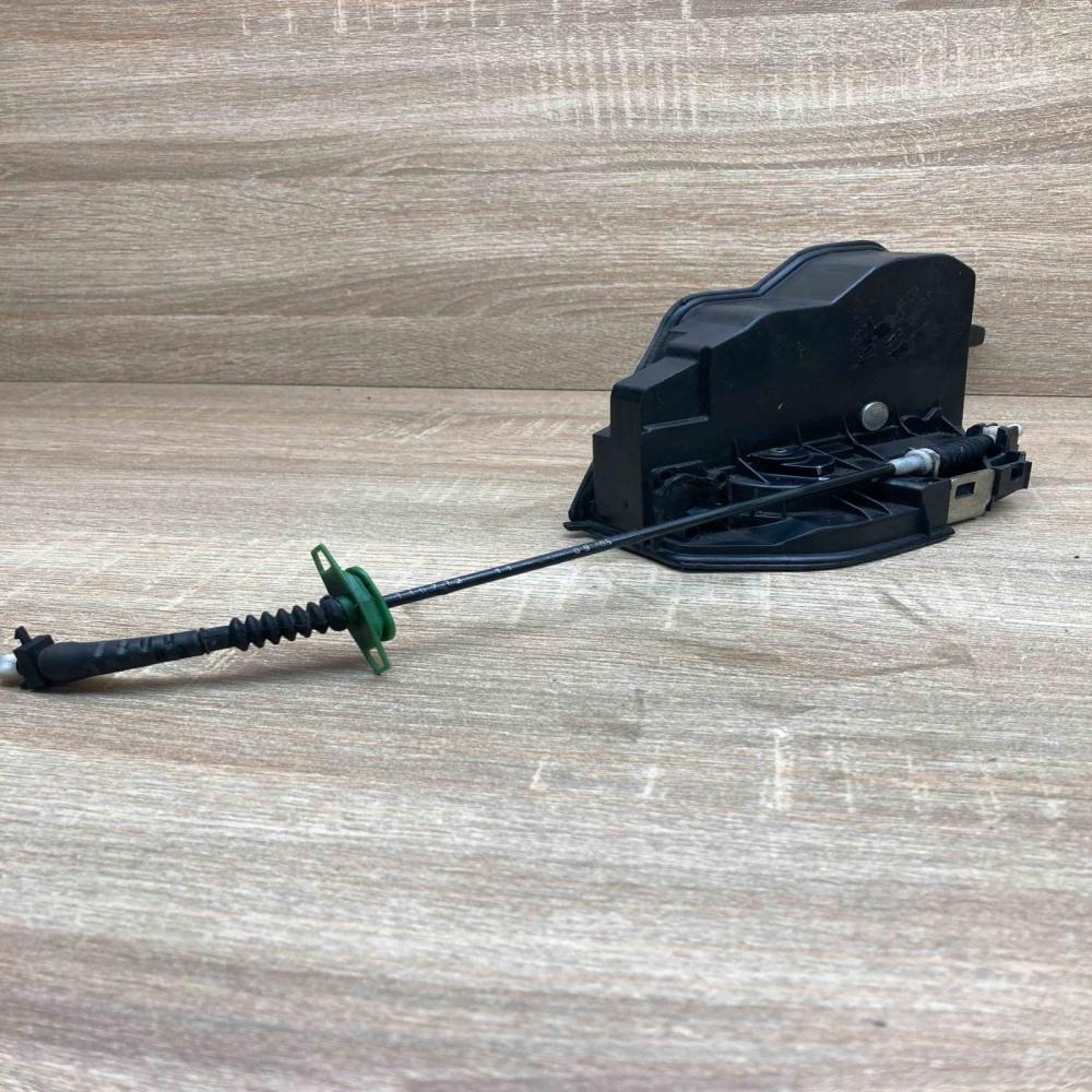 7167070   Rear door lock BMW 5 E60 E61