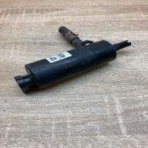90508709   Windscreen/windshield washer pump Opel Meriva A