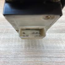 011 5R36   Electric window control switch Toyota Yaris