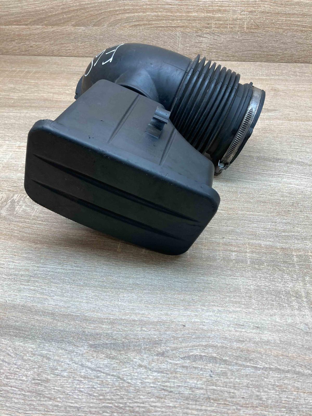 7521029 6620959 DE Air intake duct part BMW 5 E60 E61
