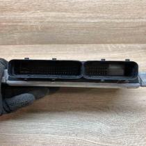 24417198 0281010273  Engine control unit/module ECU Opel Omega B2