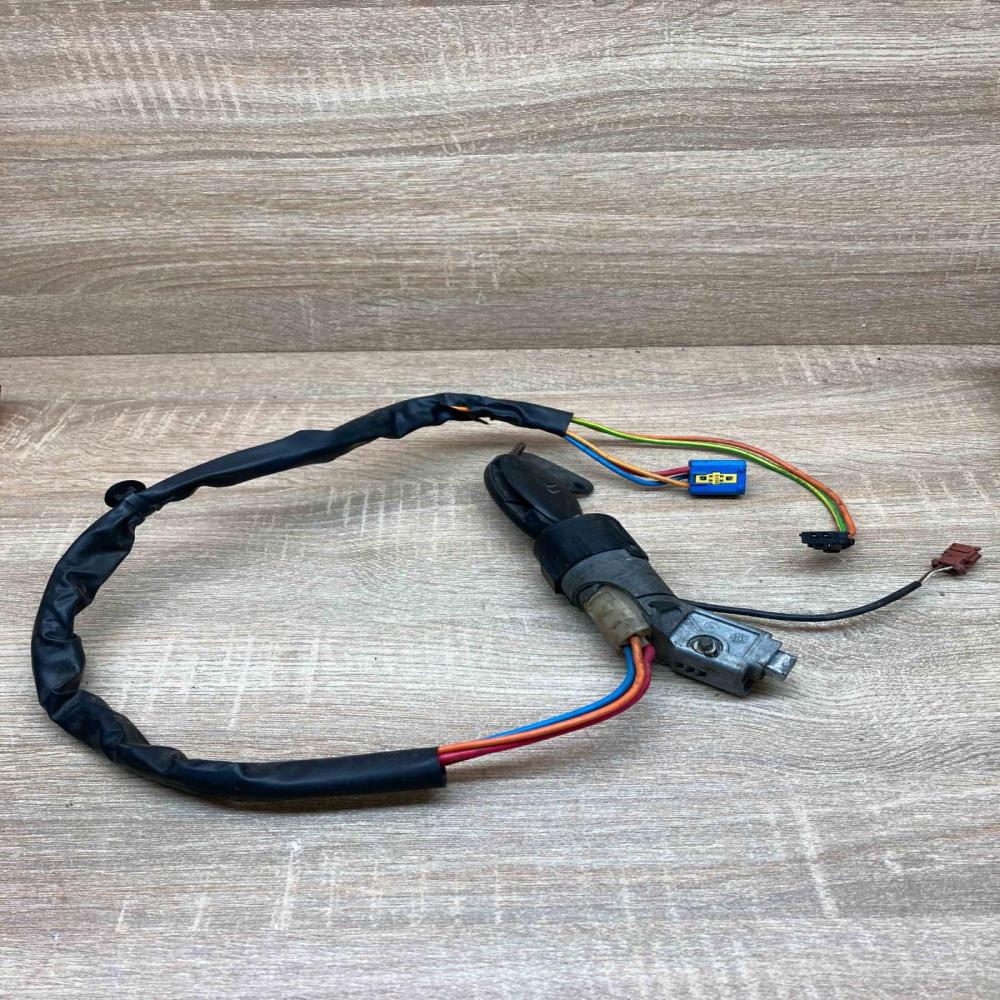 9632897680  With Key Ignition lock Citroen C5