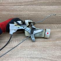 030523   Rear door lock Toyota Yaris