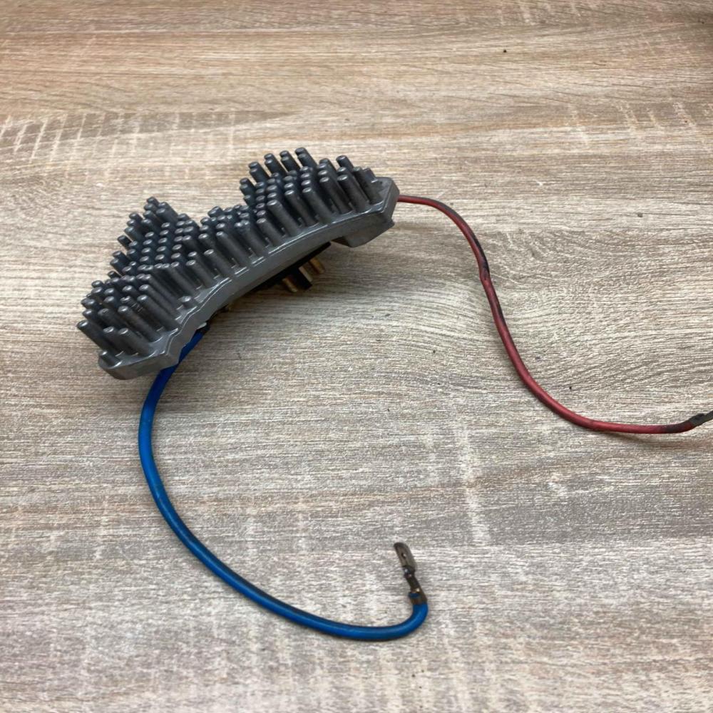 5HL351321   Heater blower motor/fan resistor Mercedes-Benz E W210