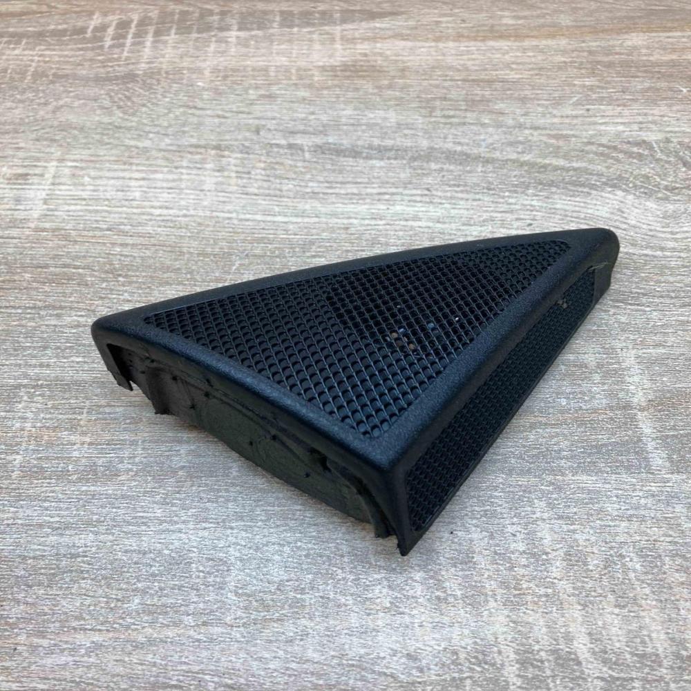 A2118200202 A2117250298 Used Front door high frequency speaker Mercedes-Benz E W