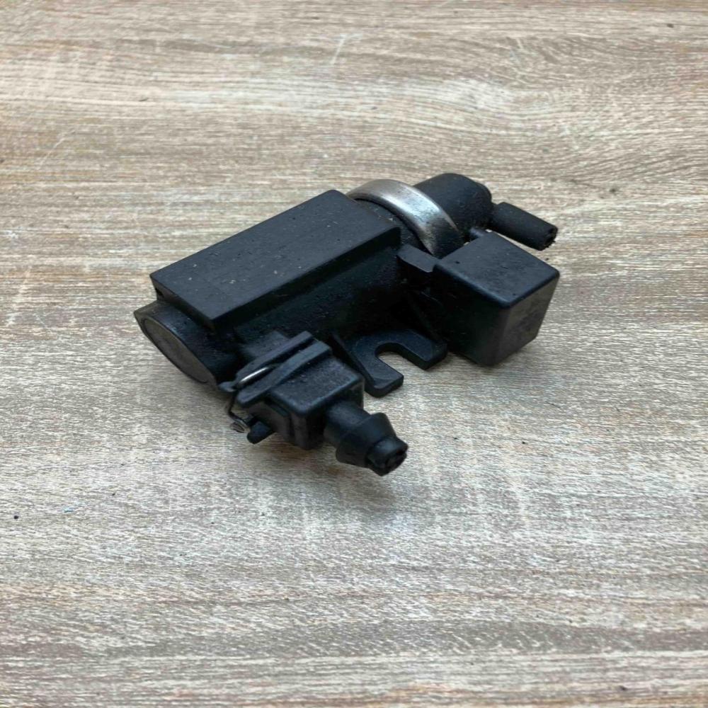 2247906 72279600 With Plug Turbo solenoid valve BMW 5 E60 E61