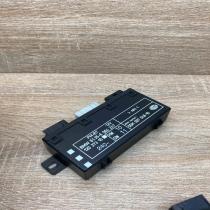 6904247 5DK007048  Door control unit/module BMW 5 E39