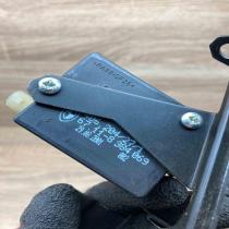 8384069 8238469  Tailgate/trunk/boot lock/catch/latch BMW 5 E39