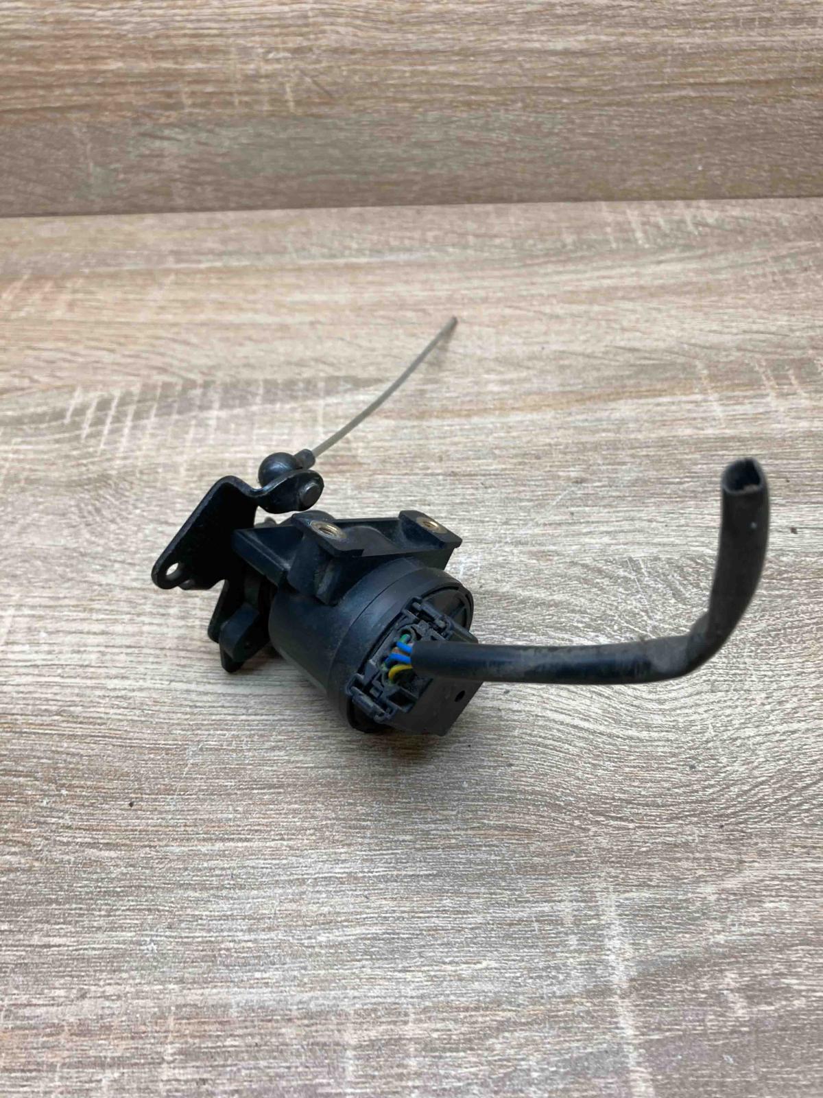 A0115428717 76709515 With Plug Acceleration sensor Mercedes-Benz C W202