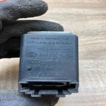 4B0820521 5DS006467  Heater blower motor/fan resistor Audi A6 S6 C5 4B