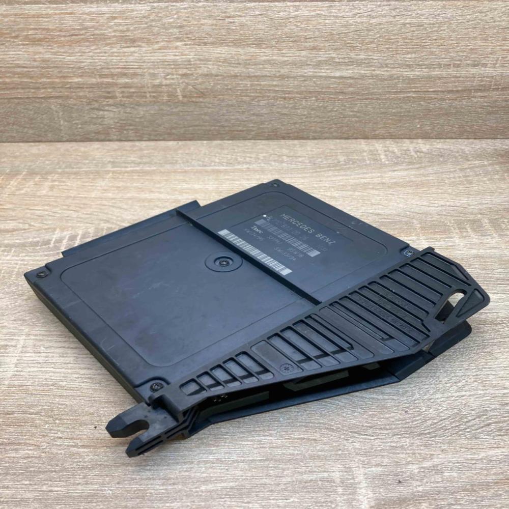 2108200026 331747  Comfort/convenience module Mercedes-Benz E W210