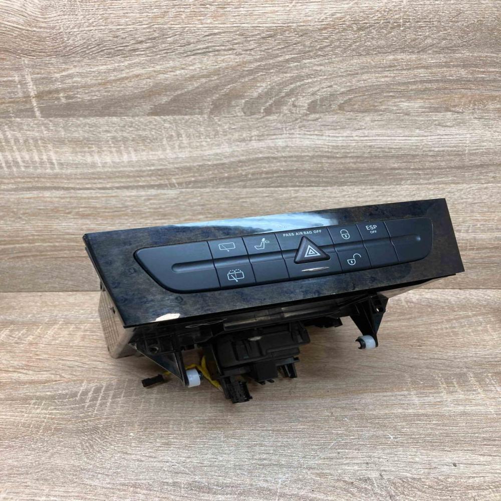 A2116800552 7597283  Hazard light switch Mercedes-Benz E W211