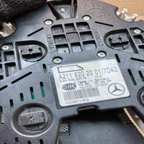 A2118202001 2JM008257 10  Front seat light Mercedes-Benz E W211